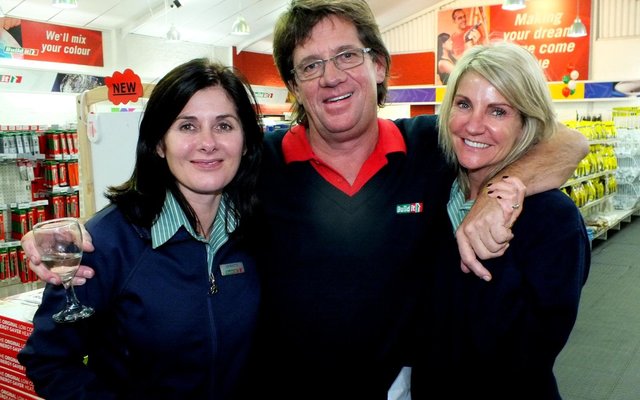 JJ Jonker saam met Eddie en Silvana Burger